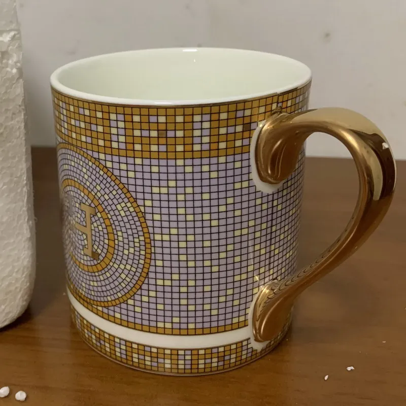 Модная кофейная кружка керамическая чашка европейская костяная китайская с