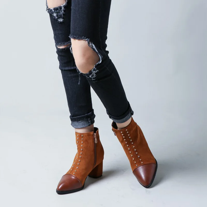 12188274955_1390563750