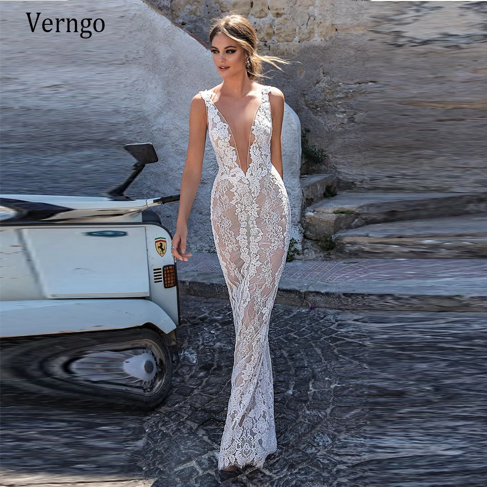 Белое кружевное свадебное платье Verngo облегающее невесты с V-образным вырезом