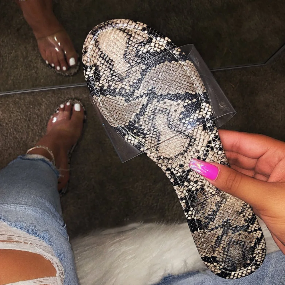 

Beach Slippers Luxury 2019 Summer Women Clear Slides Transparent Crystal Shoes Designer Bath Ladies Slippers Factory Wholesale