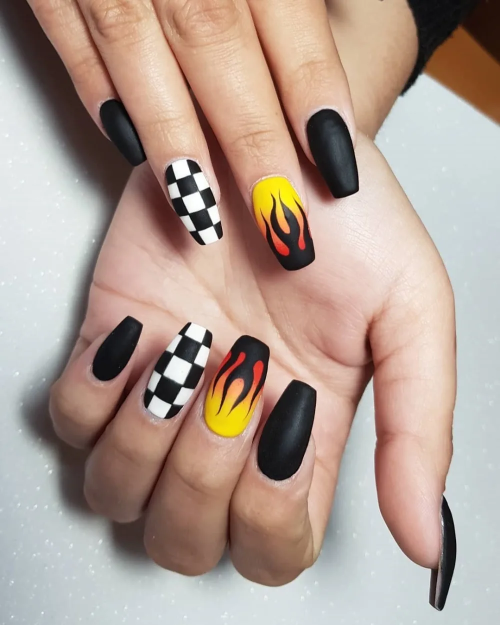 BORN PRETTY Fire пламя ногтей штамповки пластины Blaze-серия прямоугольный шаблон маникюрная пластина с изображениями для нейл-арта экзотический трафарет