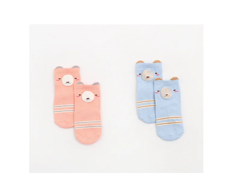 2pairs / lot Cartoon animal design Cotton Baby Socks Newborn Floor Socks kids Short Socks Silica gel anti-skid Socks - Цвет: Alpaca