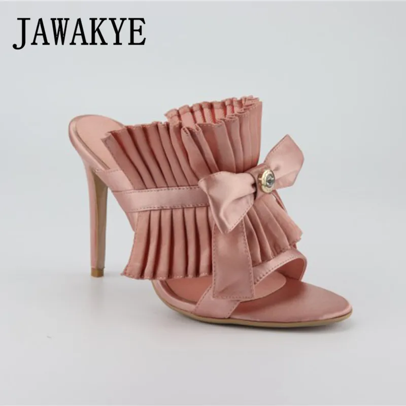 Розовые атласные шелковые Тапочки; Летние Босоножки на каблуке-шпильке с открытым носком; вечерние туфли без задника; женская плиссированная обувь с украшением в виде банта