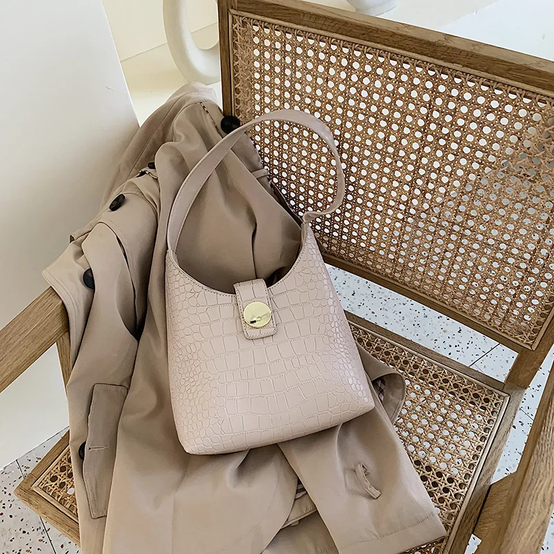 beige Классическая вместительная Высококачественная женская сумка на плечо, хорошее качество, шикарная сумка-мессенджер для девочек, легко подходящая женская сумка, женская сумка wrirstlit ba - Цвет: beige
