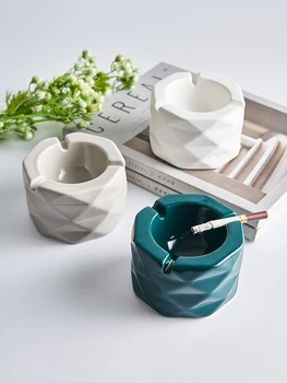 

Designer Creative Ashtray Portable Ashtray Cigar Gift for Boyfriend Ash Tray Outdoor Mini Tobacco Rolling Tray Ceramic