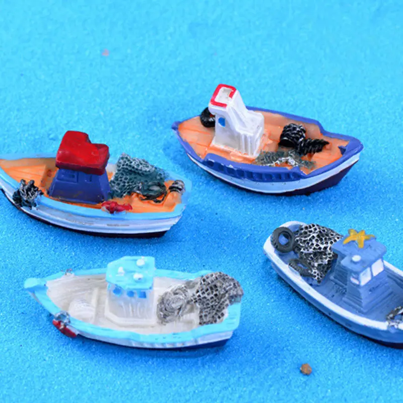 

Ship Boat Toy DIY Craft Tabletop Decoration 2*3*5cm At Random Fishing Miniature Model Good New Useful