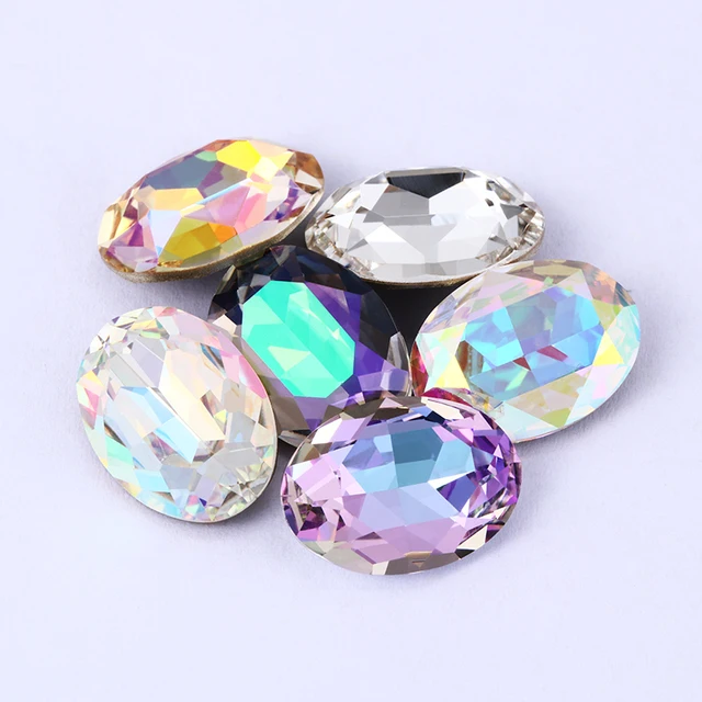 빛나는 타원형 크리스탈 라인석: 창작 프로젝트를 위한 눈부신 광채