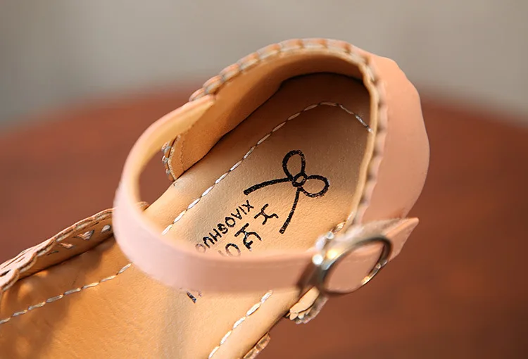 New Summer Autumn Children Shoes Girls Sandals Breathable Princess Leather Shoes for Wedding Party Girls Sport Shoes Dance Shoes