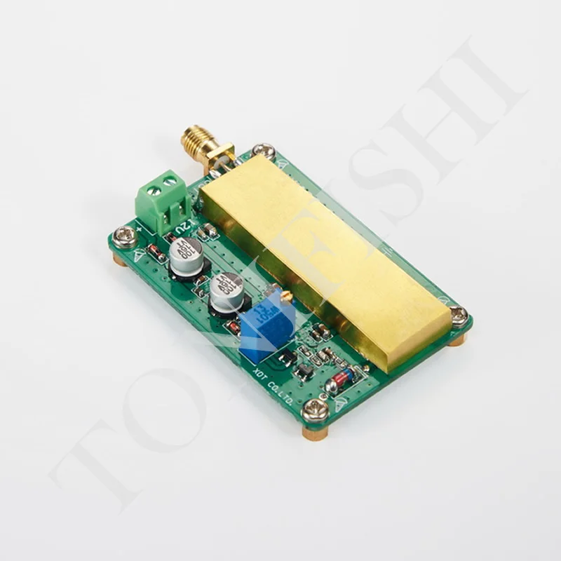 

Diode noise source, simple spectrum tracking source, simple frequency sweeper, white noise generator.