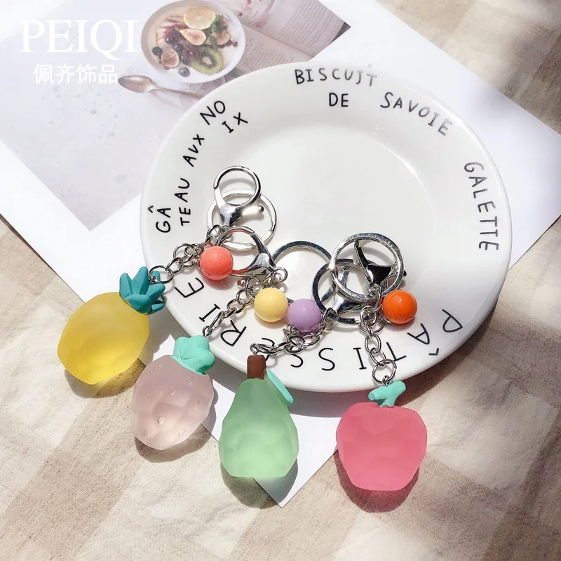 Брелок в виде ананаса с яблоком 2019 | Украшения и аксессуары