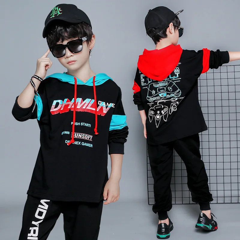 Детский спортивный костюм из двух предметов свитшот с капюшоном и штаны |