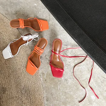 

Genuine Leather round-Toe Semi-high Heeled Ankle Strap Sandals Cool yi xing gen Simple Low-cut Shoes
