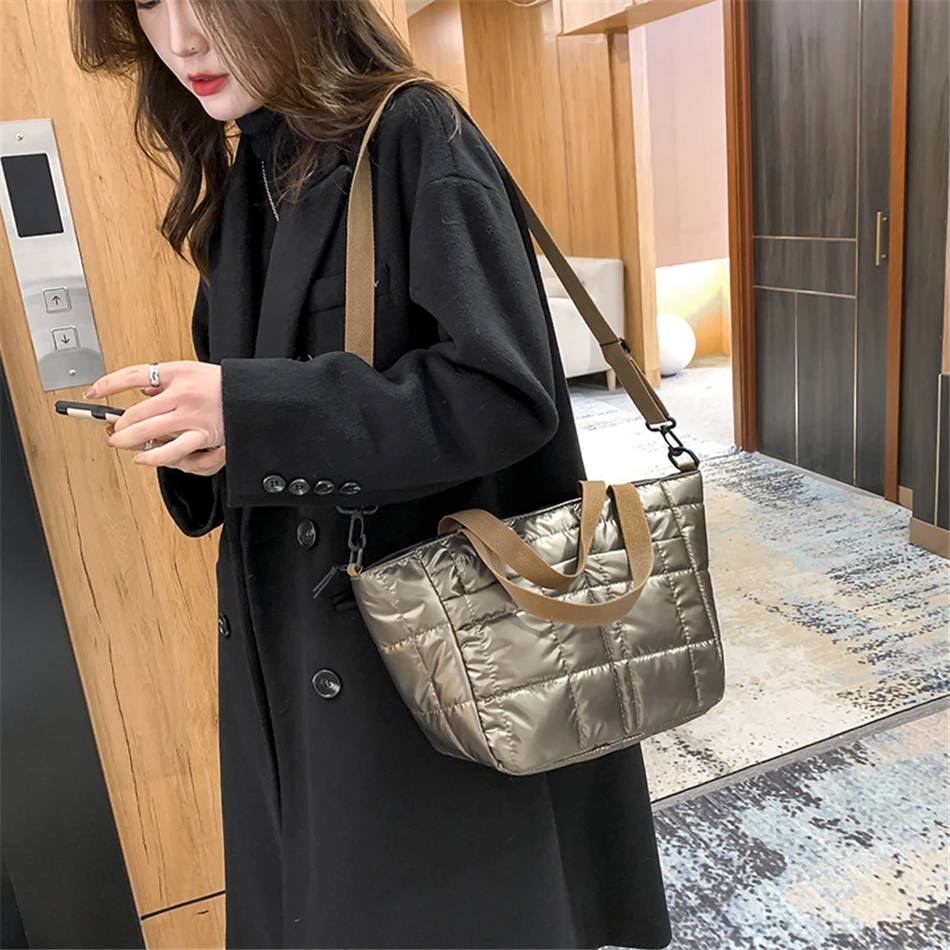 Рисунок 3 - Вместительная женская вместительная