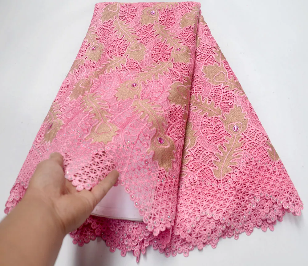 

Latest Pink color African Lace Fabric High Quality French Lace Fabric 2019 Nigerian Laces Guipure Embroidery Fabric For Wedding Dresses