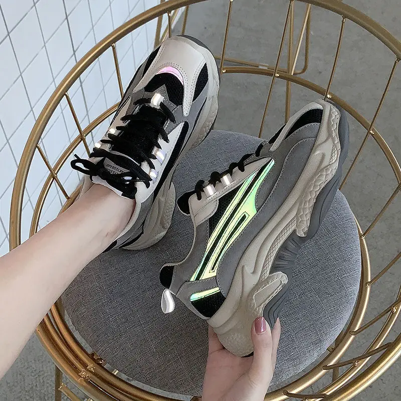 

New Old Shoes Women's Breathable Mesh Women's Shoes Flat-bottom Large Size Coconut Shoes Casual Sports Reflective Tide Shoes