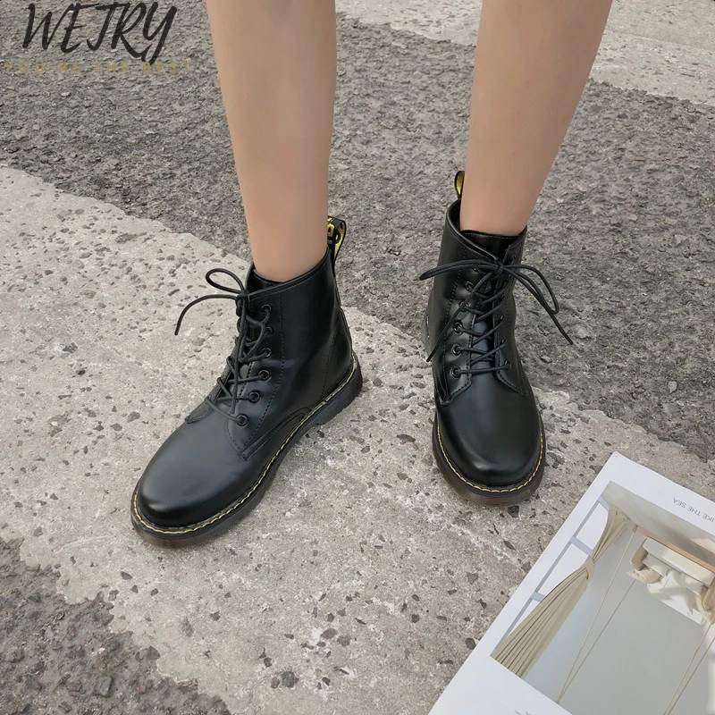 Dr Martens/осенние классические черные женские ботинки из искусственной кожи; зимние женские ботинки с мягкой подошвой; пикантные Ботинки martin с локомотивом; Размер 39