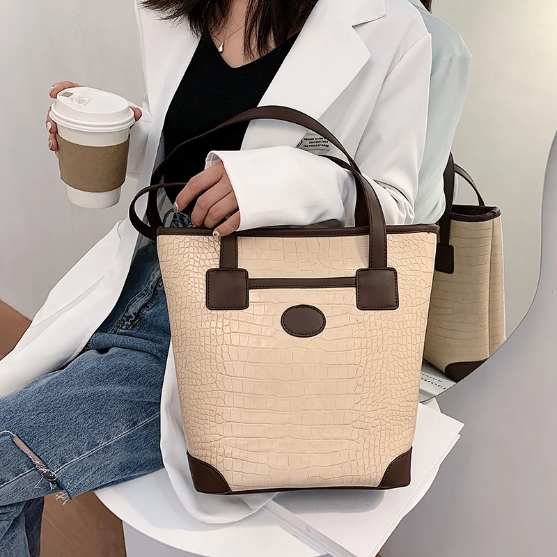 Женская сумка тоут из искусственной кожи дизайнерская контрастная на плечо