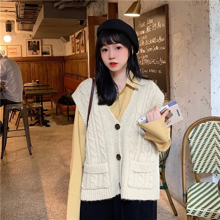 

Photo Shoot South Korea Winter New Style ~ Loose-Fit Versatile Pocket Linen Flower Color V-neck Cardigan Waistcoat