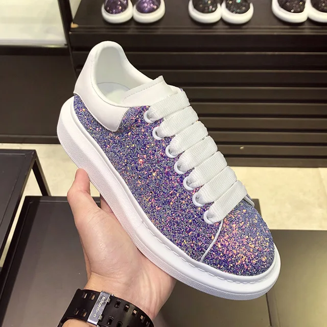 Mais novo de alta qualidade couro sapatos casuais mulher dedo do pе redondo rendas sapatos planos celeledad блестящая embelezado - Цвет: color