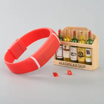 

Unisex Kids Student Fashion Pure Color Lovely LED Silicone Sport Clock Children Casual Digital Wrist Watch couple watch