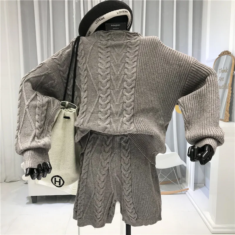 ALPHALMODA, зимний женский модный Свободный пуловер, Ретро стиль, твист, толстый свитер+ шорты, вязанный двухсекционный костюм, Одноцветный, Хит, Короткие комплекты