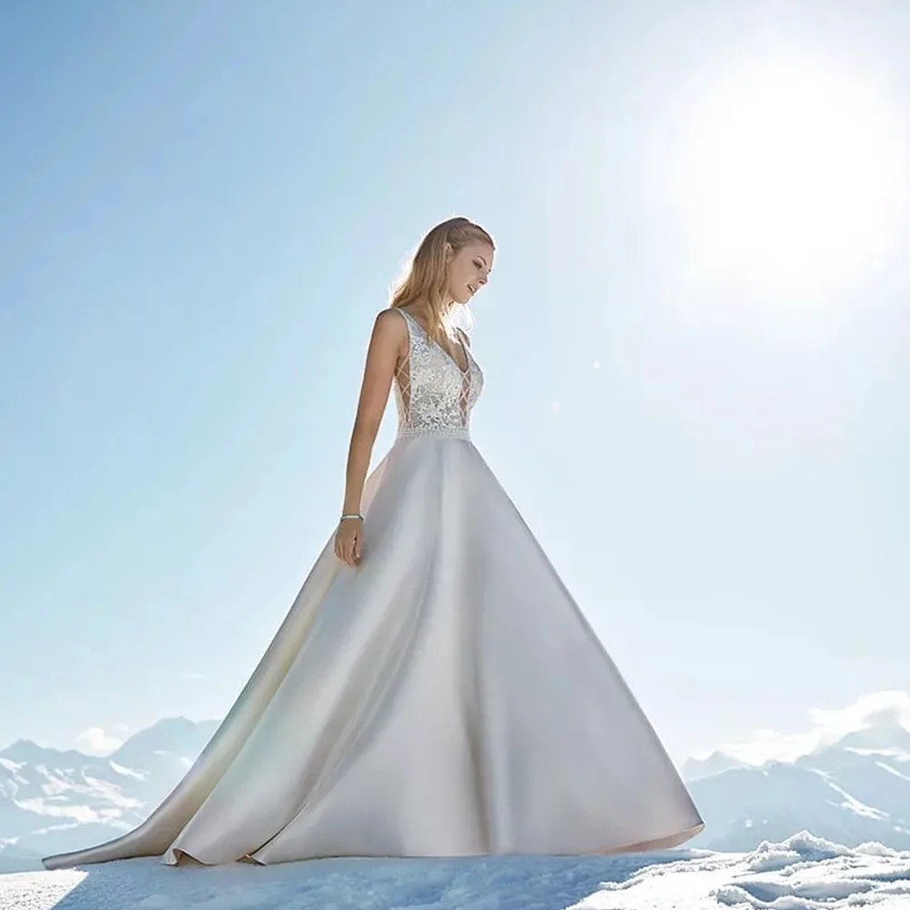 

Vestido de Noiva Ivory Satin Plus Size A-line Wedding Dress 2019 Off Shoulder Simple Robe de Mariage Beading Corset Trouwjurken