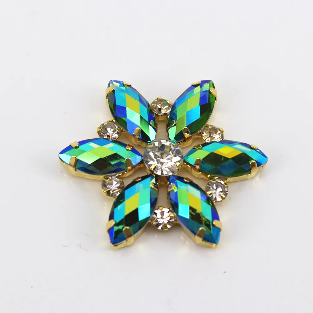 

Green AB Sew On Claw Rhinestone pearl Mix color Crystal Rhinestone Applique For Wedding Dress Decoration Belt Shoes Clothing