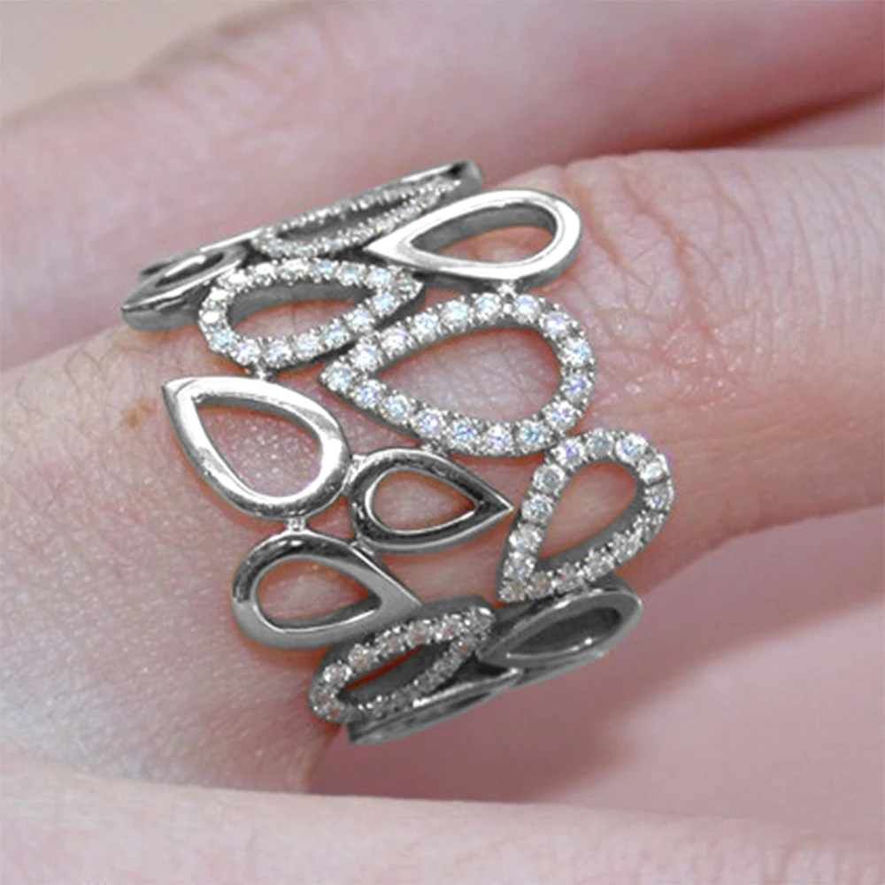 Ladies Finger Ring in Silver: New Design with Five Rings