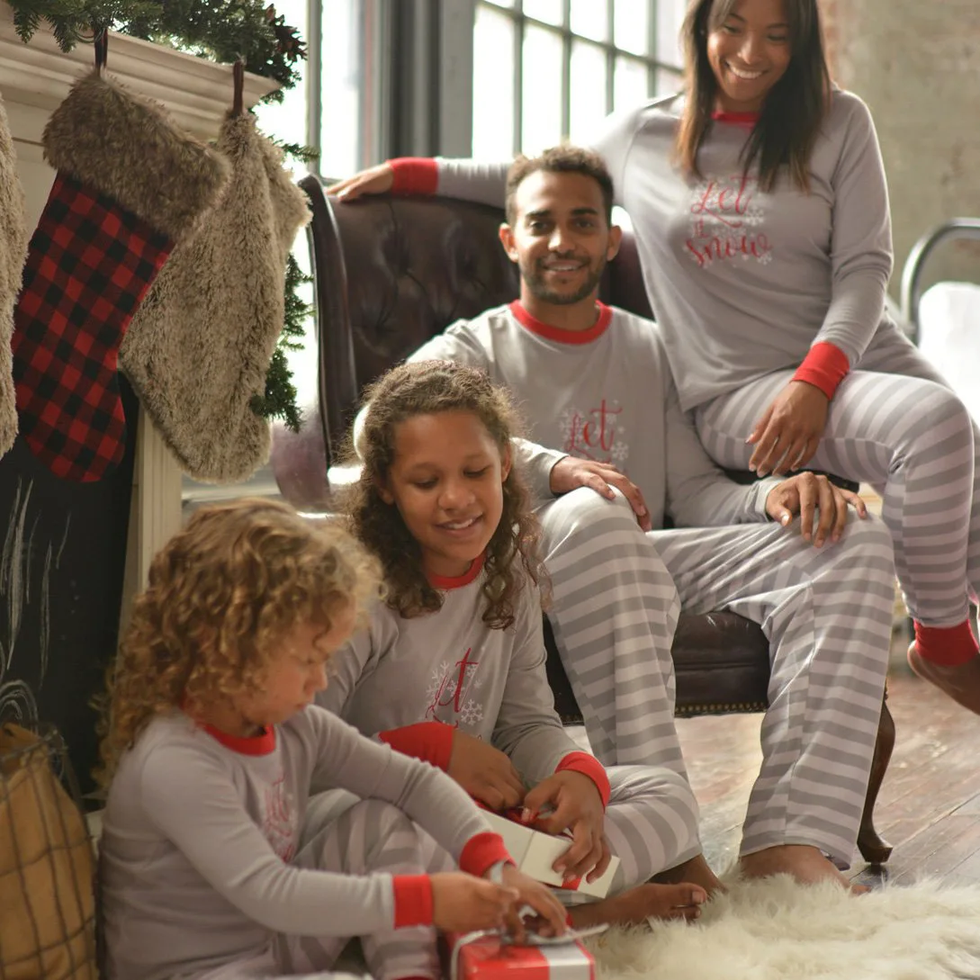 

2019 Christmas Pajama Plus Size O Neck Letter Print T Shirt Stripe Long Pants Two Pieces Family Pajama Sets New Year's Clothes