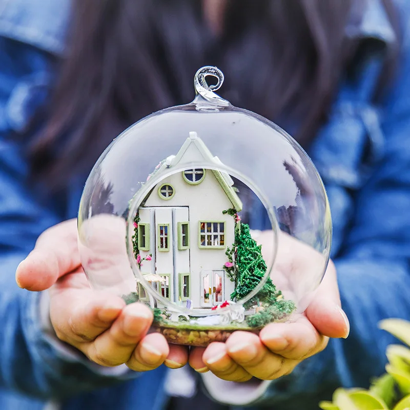 

Interest Yi Ya DIY Hut Glass Ball Model BOY'S And GIRL'S Creative Birthday Gift Desktop Ornaments