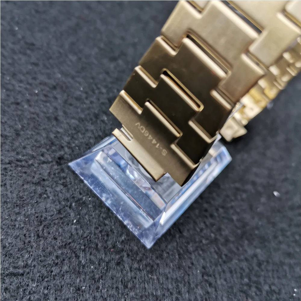 s8
