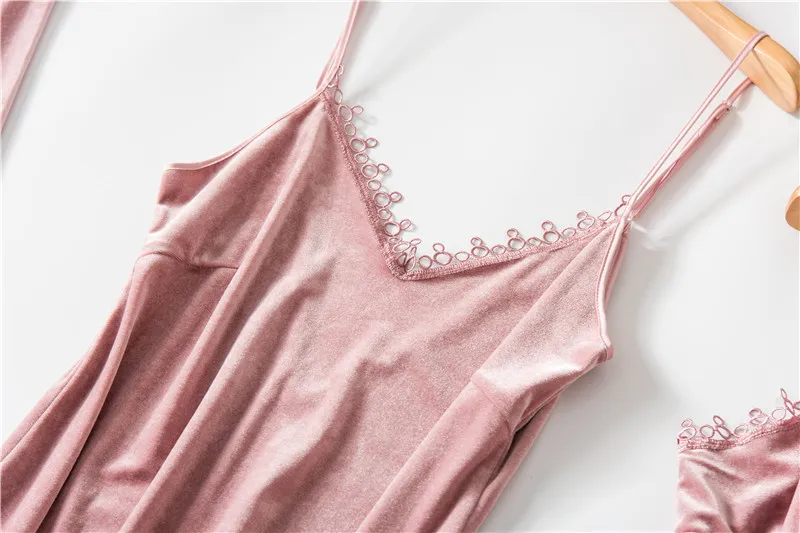 11892645196_1992033555