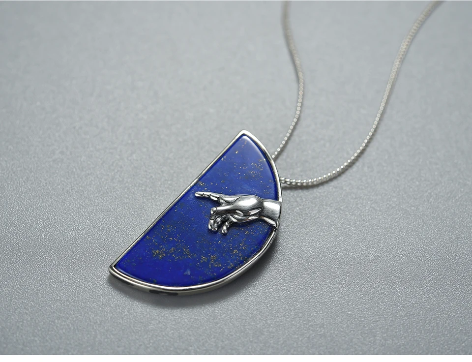 LFJE0151-Hand-of-God-from-The-Creation-of-Adam-Pendant-(3)_08