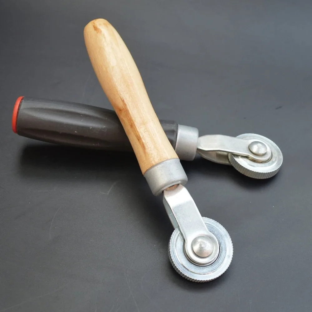 Резиновый нескользящий ролик для уплотнения шин с деревянной ручкой, ролик для холодной пленки, инструменты для ремонта автомобильных шин