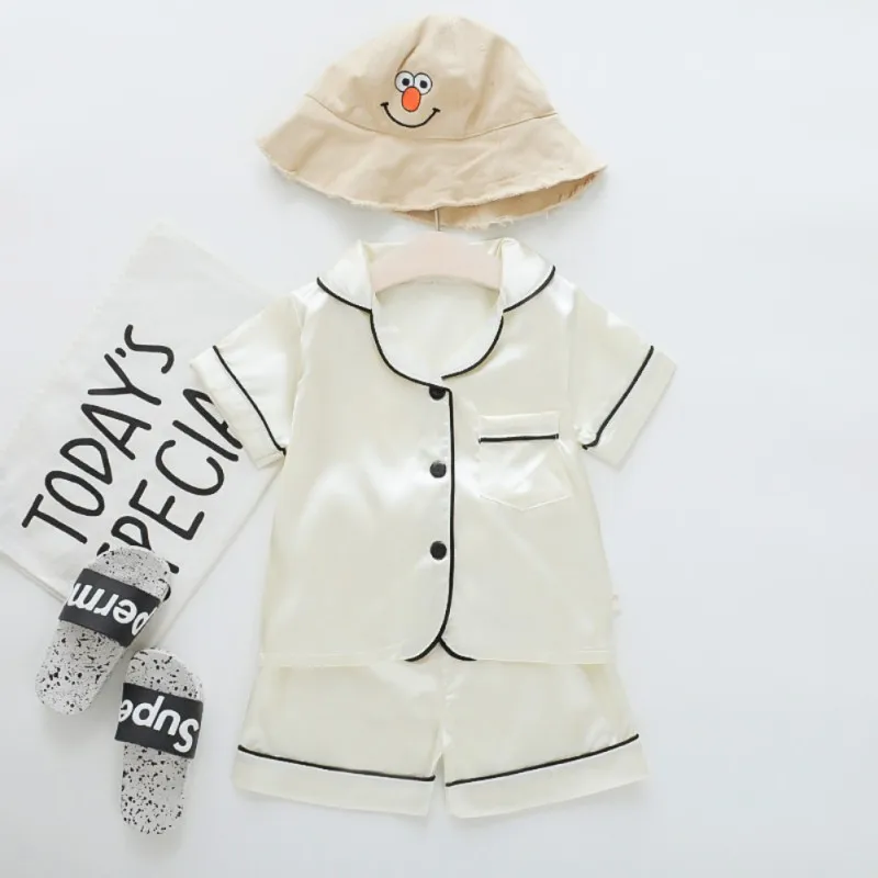 KI0877W (2)