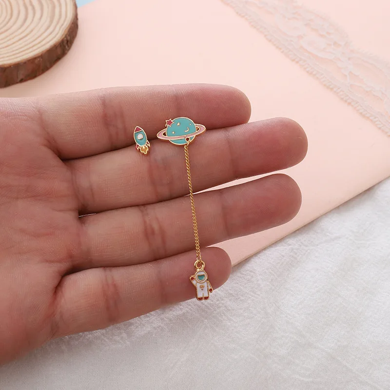 Серьги в виде космоса из мультфильма Планеты НЛО простые женские серьги с