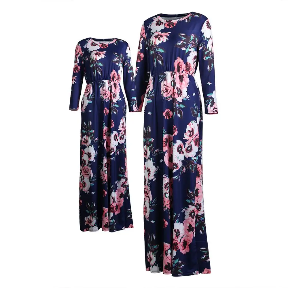 Одежда для мамы и меня; одинаковые длинные платья для семьи; нарядное платье макси с цветочным принтом для мамы и дочки - Цвет: Тёмно-синий