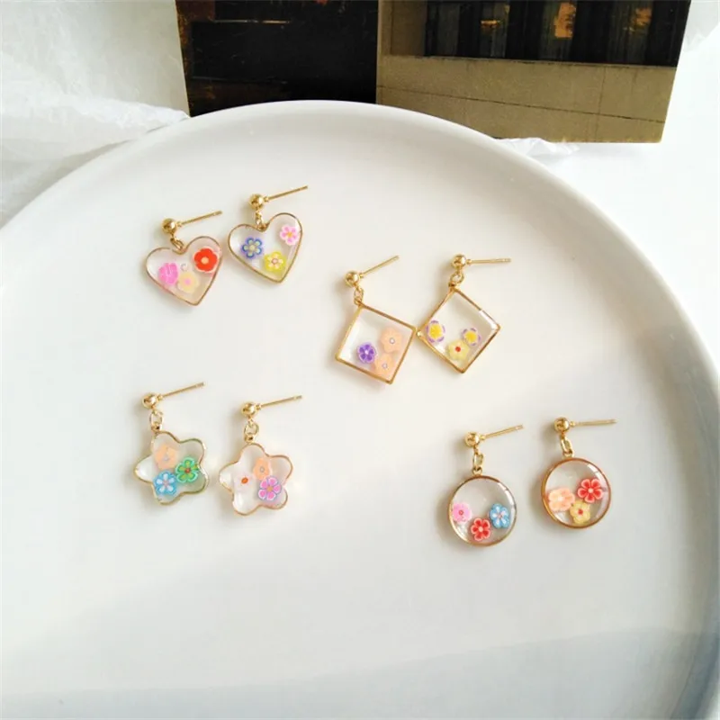 

Charm Geometric Heart Transparent Resin Pendant Earrings Ear Clip Simple Fashion Flower Female Trendy Charm Jewelry Gift