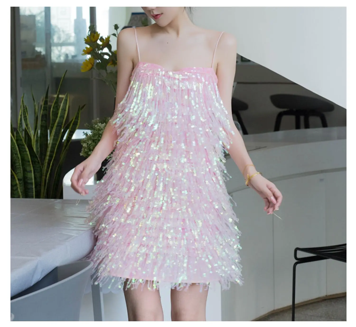 Fashion Pink Sequin Tassel Suspender 