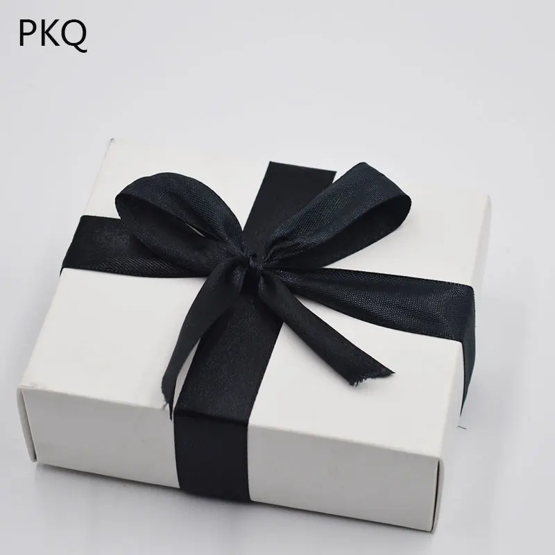Белый 10pcs Kraft Paper Gift Box With Ribbon White Black Brown Cardboard Packaging Box Large Wedding Favor Box - Цвет: Белый