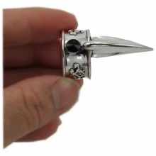 2021 Shadow and Bone Cosplay Retro Pattern Claw Men's Ring