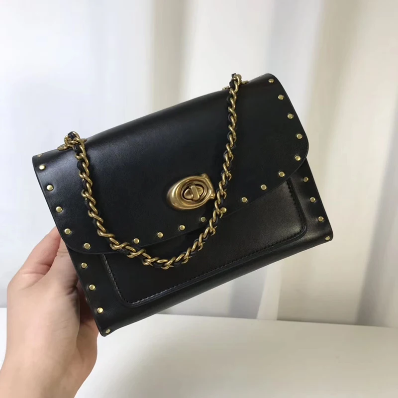 

Women's bag 2019 new style Camellia Flower design retro willow nail chain bag leather Single Shoulder Messenger small square