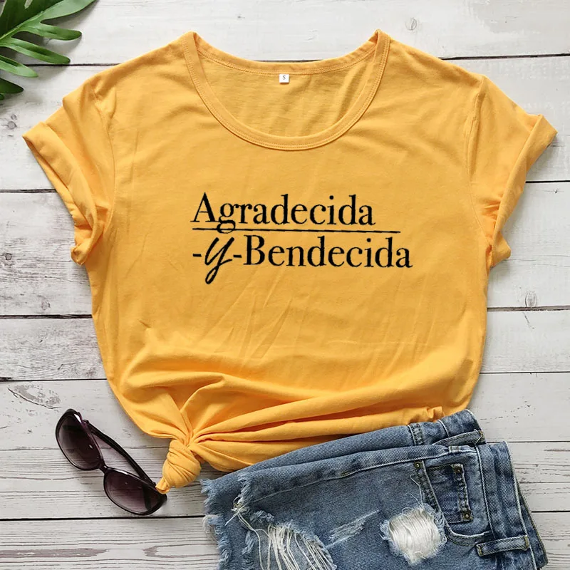 yellow-black text Agradecida Y Bendecida/Новое поступление, женская летняя забавная Повседневная футболка из хлопка, испанские рубашки, милые рубашки с рисунком - Цвет: yellow-black text