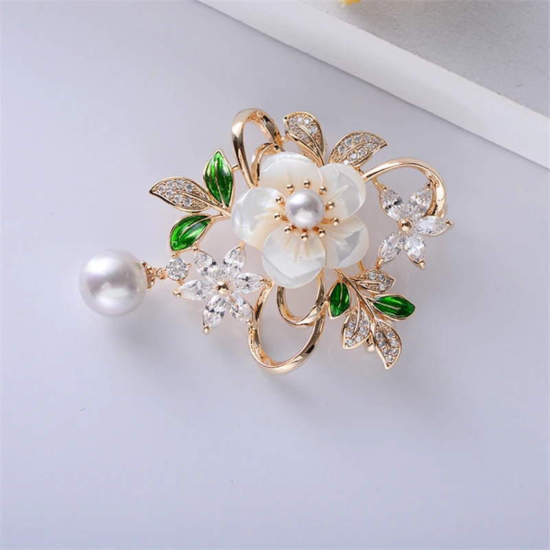 Vintage Gold Plated Dangle Pearl Flower Brooches Pins Shell Crystal Enamel  Pin Wedding Jewelry Gift Embellishment Clothes broce