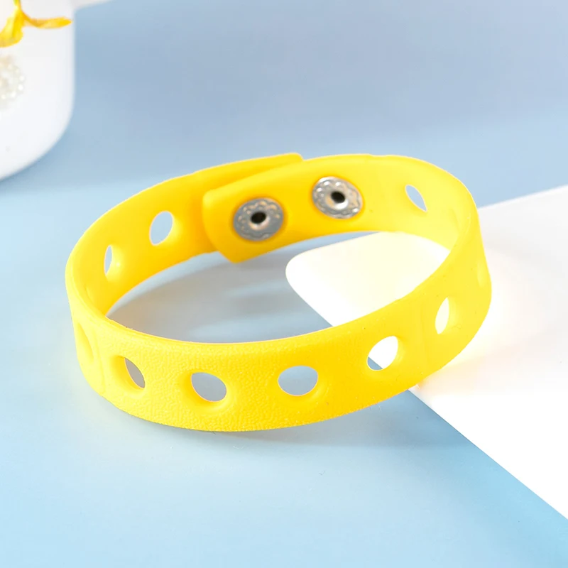 Bracelet Jewelry Silicone Bracelet Wristbands With Shoe Croc Buckle PVC Shoe Accessories 10Pcs Random Color