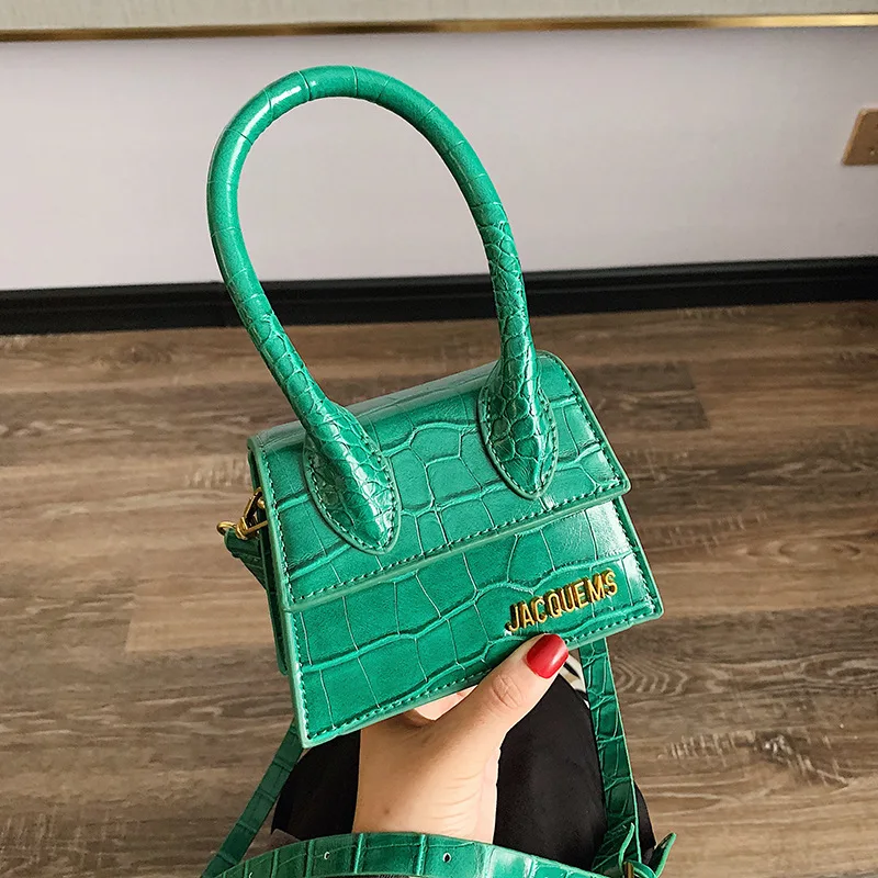 

Women Mini Tote Bag 2019 New Crocodile Pattern Flip Messenger Crossbody Bag Female Simple Shoulder Bag Small Square Lady Handbag