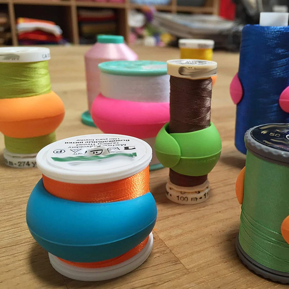 100Pcs Thread Spool Huggers Bobbin Clamps Holders Keep Thread Spools from Unwinding Peels Sewing Accessories