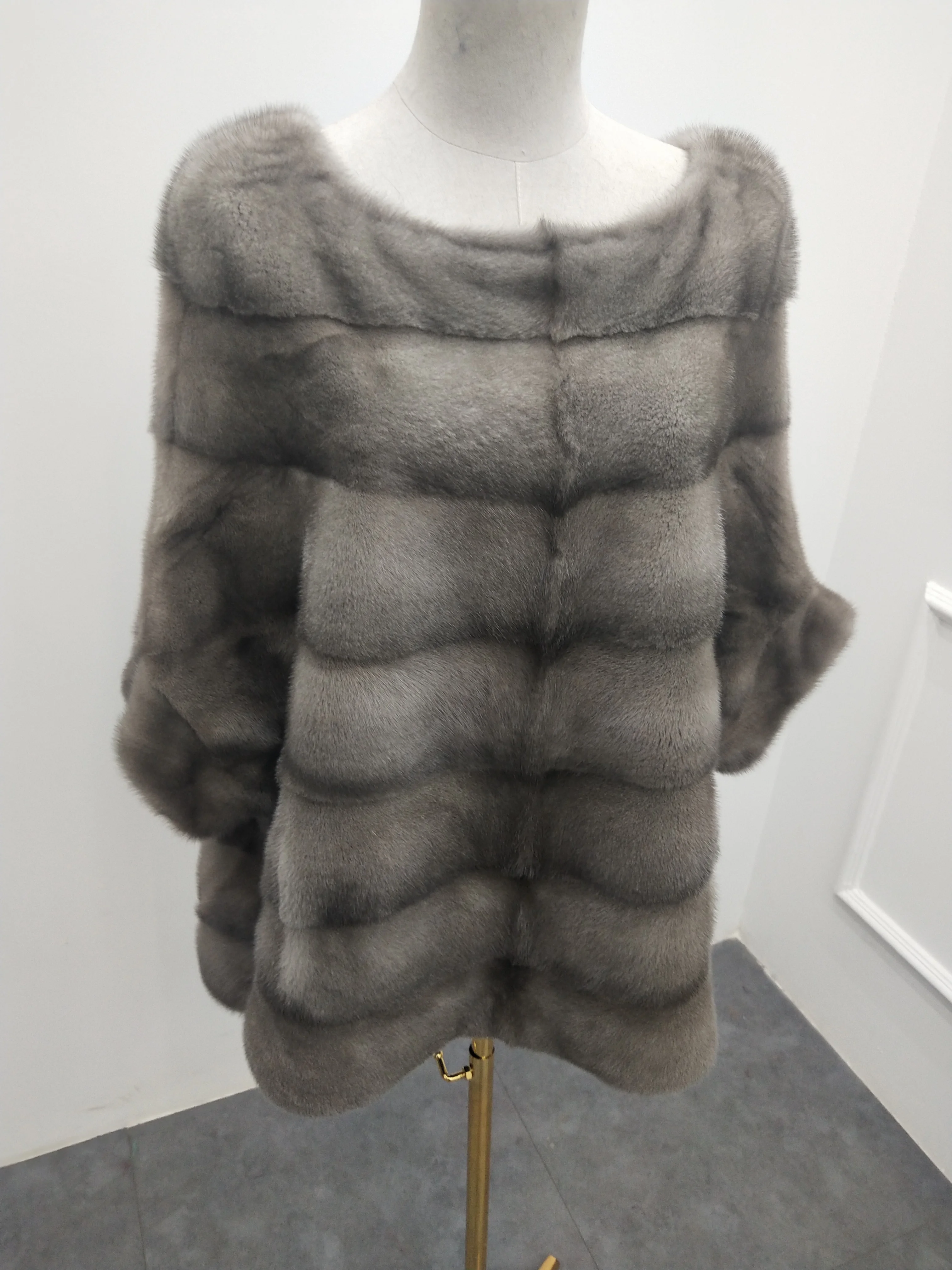 

Imported mink whole mink mid-length hedging bat sleeve large size fashion loose long fur coat female winter
