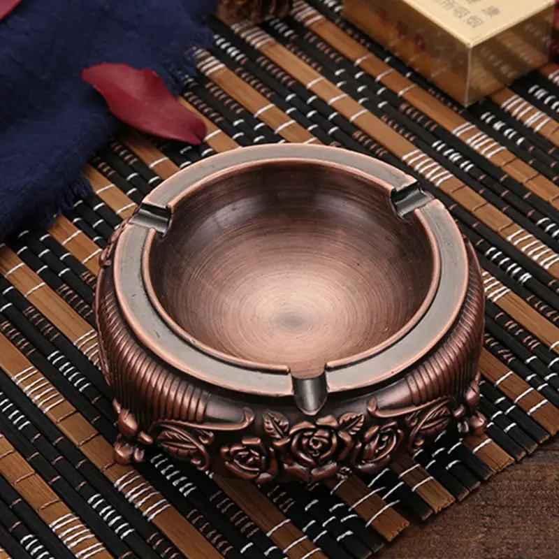 Retro Metal Ashtray Carved Pattern Cigarettes Ash Tray Home Smoking Accessories
