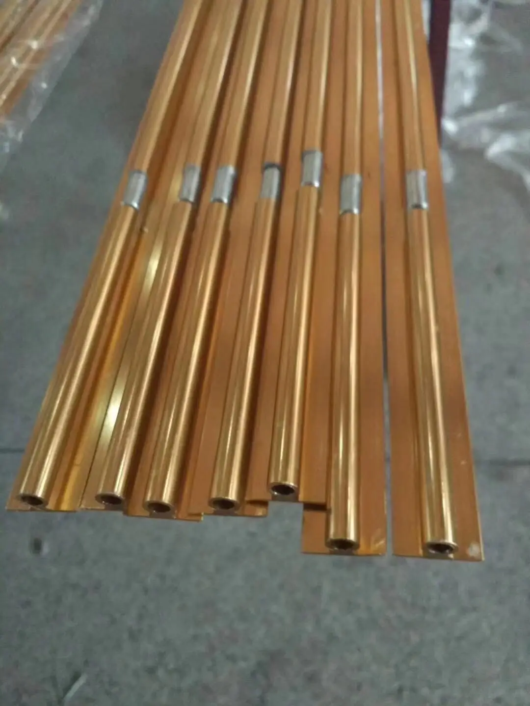 

Wardrobe Cabinet Door Straightening Device/Prevent Door Sheet Transformation-Straightener/Straightening Rod Wardrobe/Door Sheet-